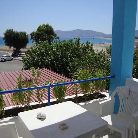 Tommy'S Rooms CCharaki Exterior foto