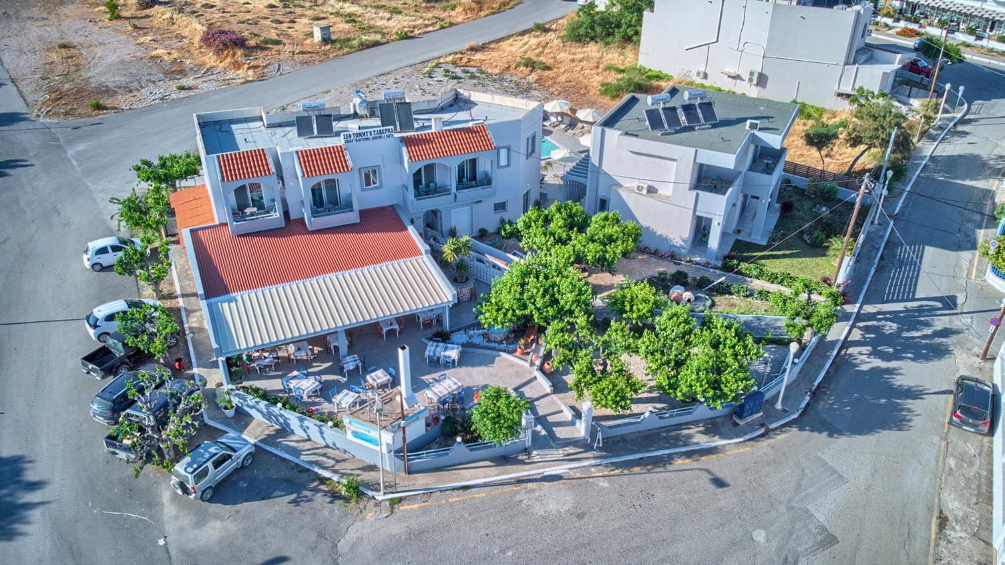 Tommy'S Rooms CCharaki Exterior foto